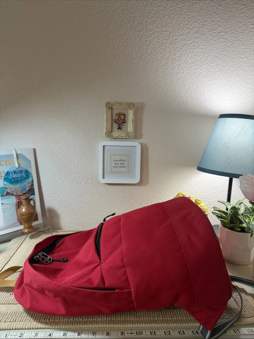 Pacsafe Slingsafe LX Anti-Theft RFID Travel Daypack | Locking Security Backpack